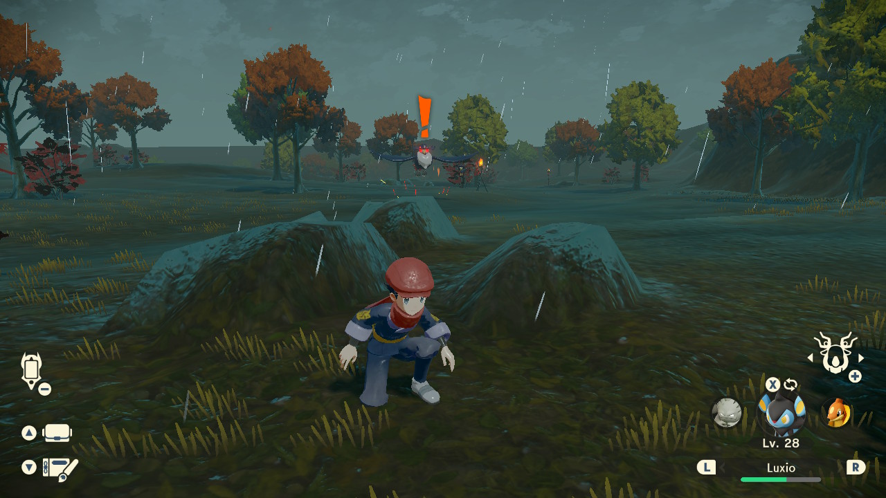Screenshot of the player hiding from an Alpha pokemon that has been alerted